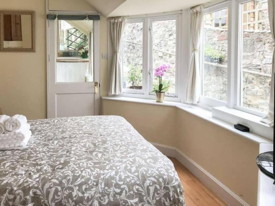 Lyme Clifftop Hideaway Lyme Regis Exterior foto